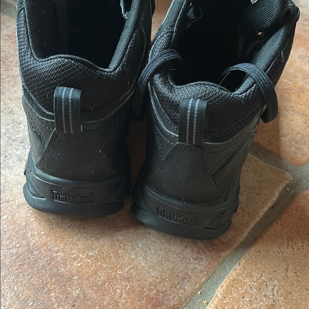 Timberland Men's Black Boots - Picture 4 of 4